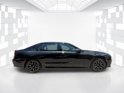 2023 BMW 7 Series 740i