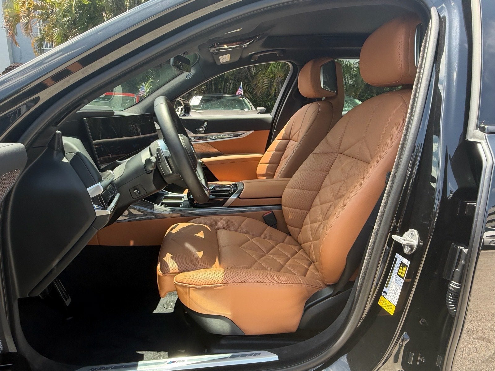 2023 BMW 7 Series 740i