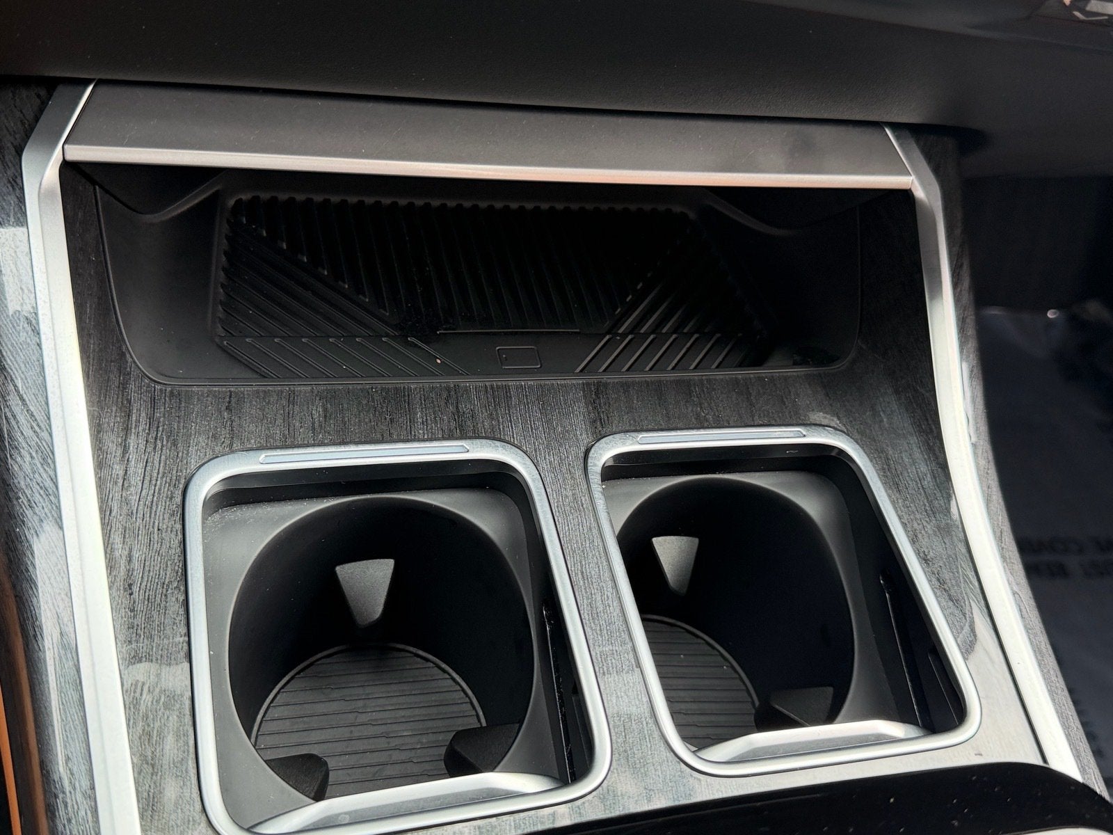 2025 BMW 7 Series 740i xDrive