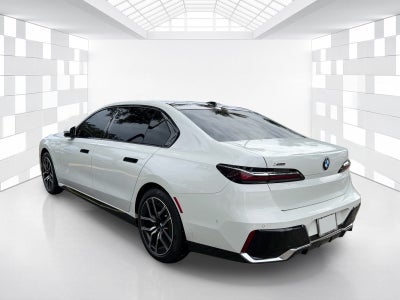 2025 BMW 7 Series 740i xDrive
