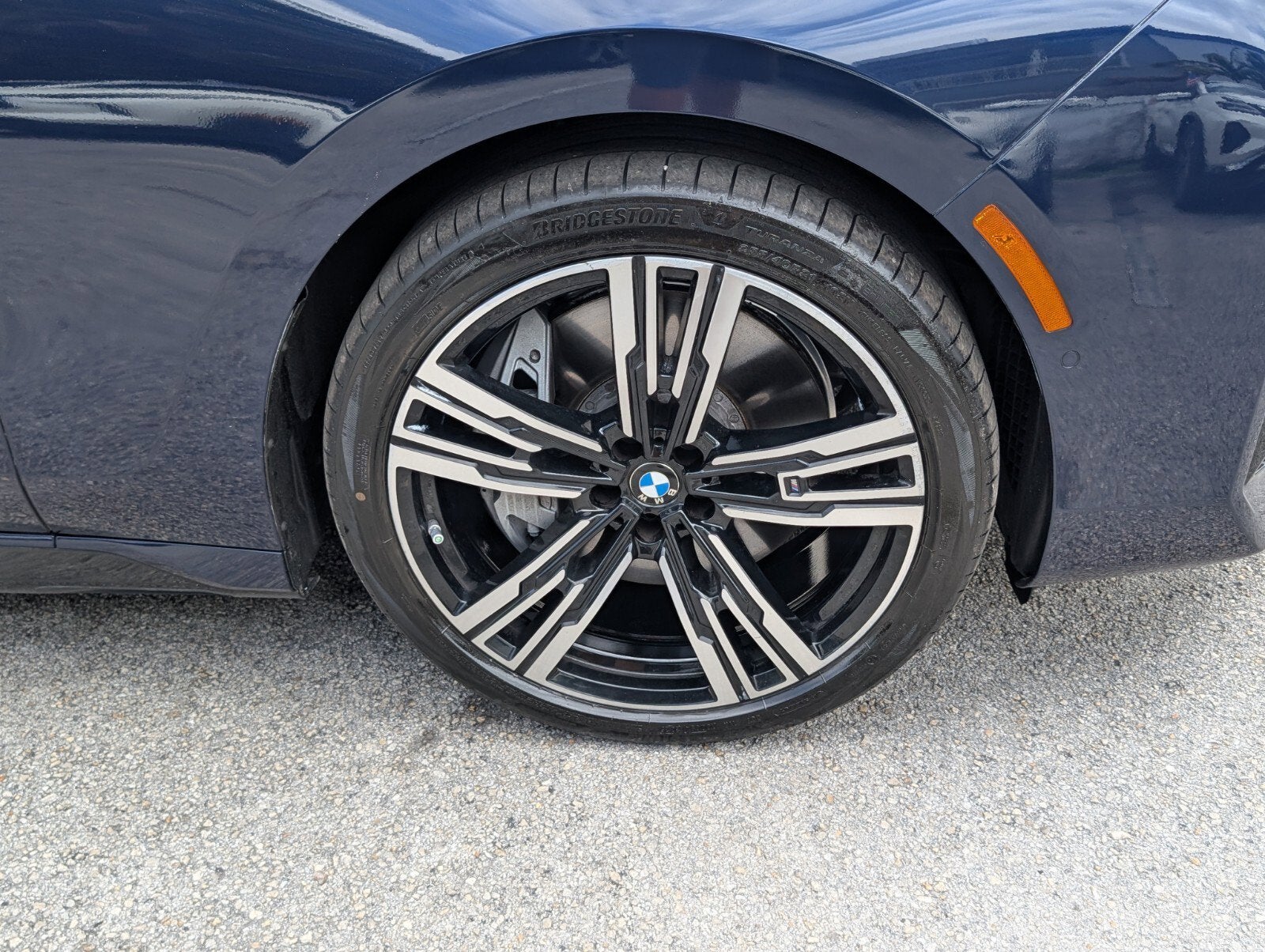 2024 BMW 7 Series 760i xDrive