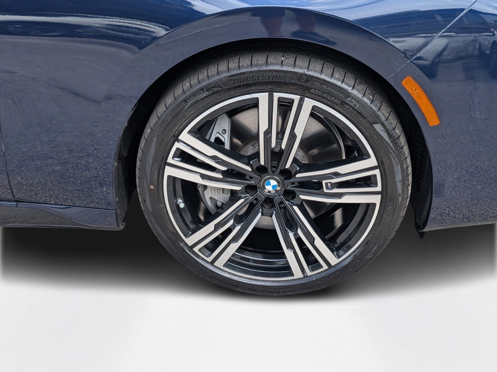 2024 BMW 7 Series 760i xDrive