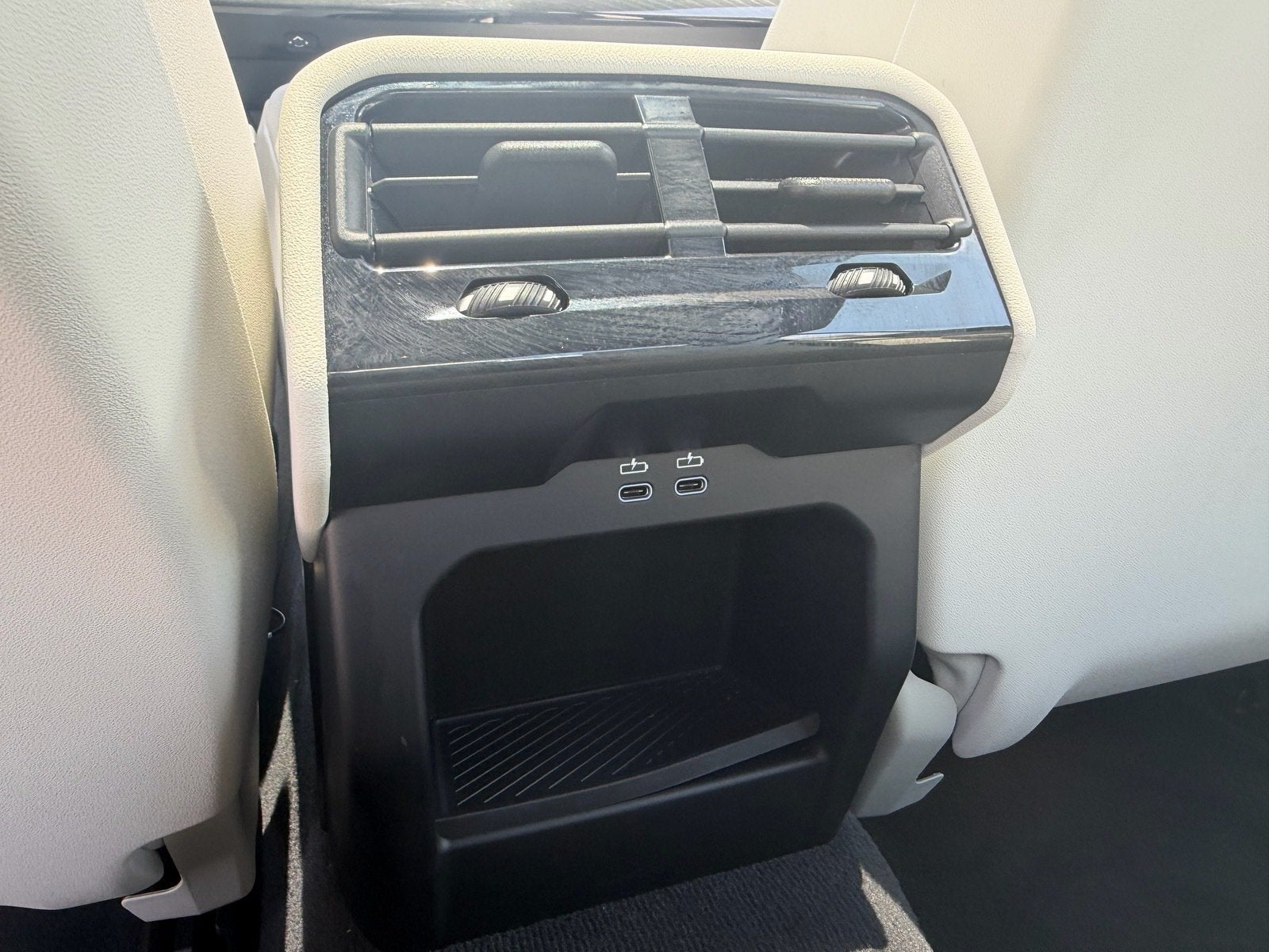 2024 BMW 5 Series 530i