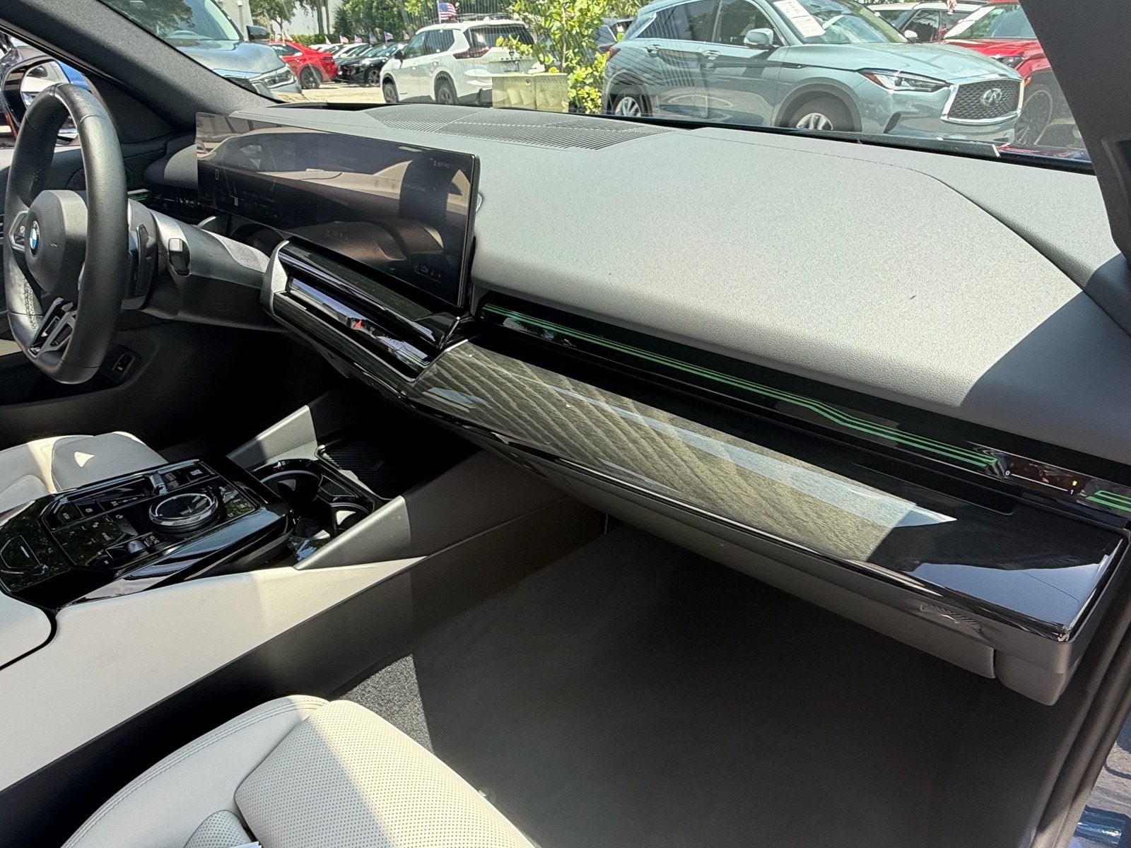 2024 BMW 5 Series 530i