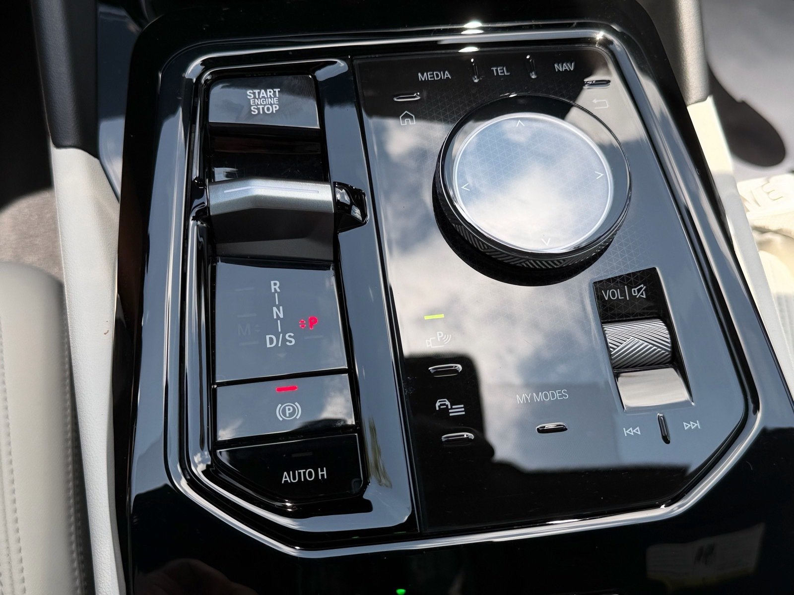 2024 BMW 5 Series 530i