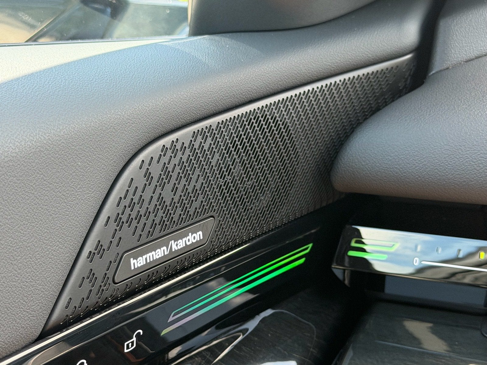 2024 BMW 5 Series 530i