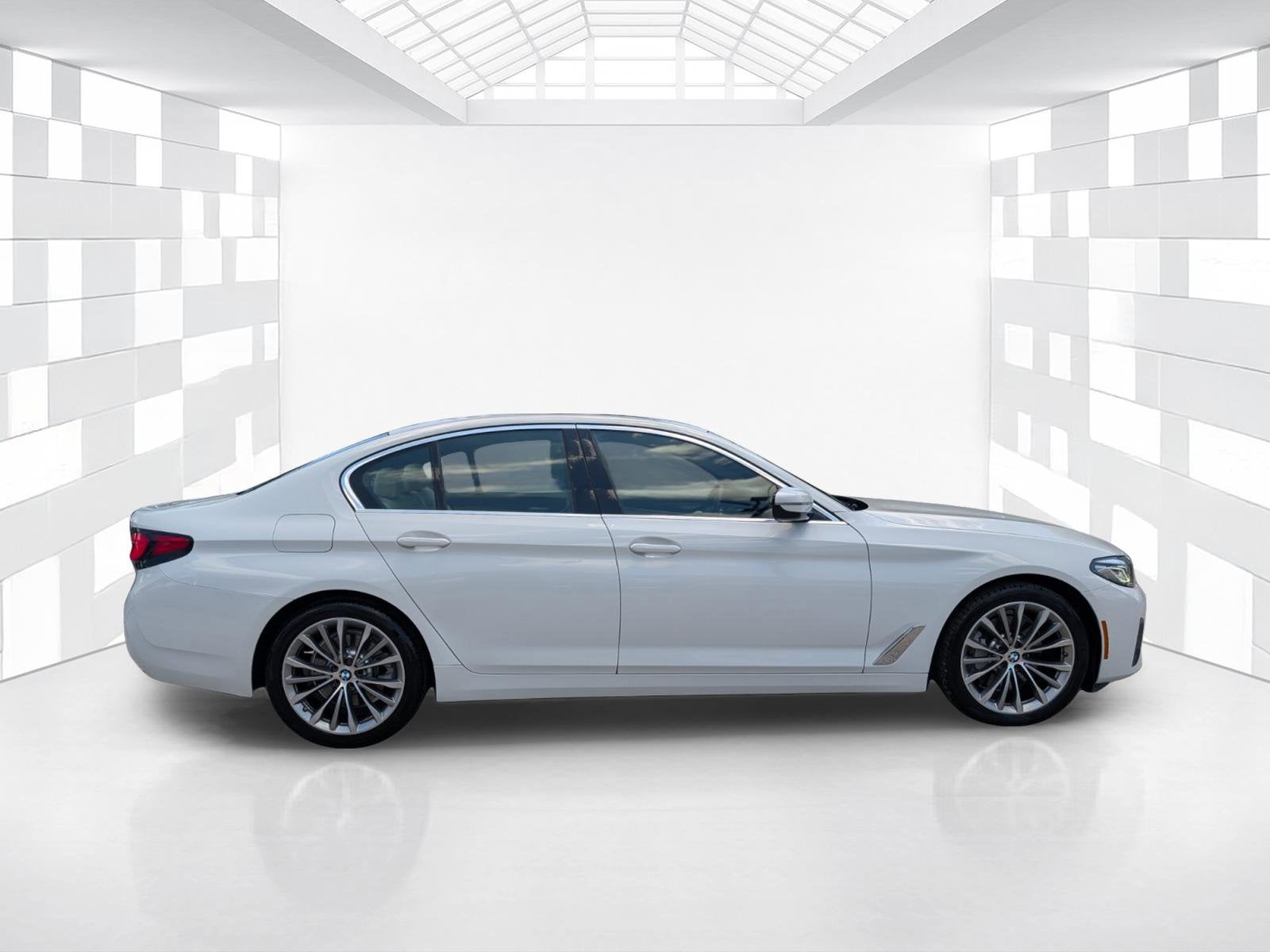 2023 BMW 5 Series 530i