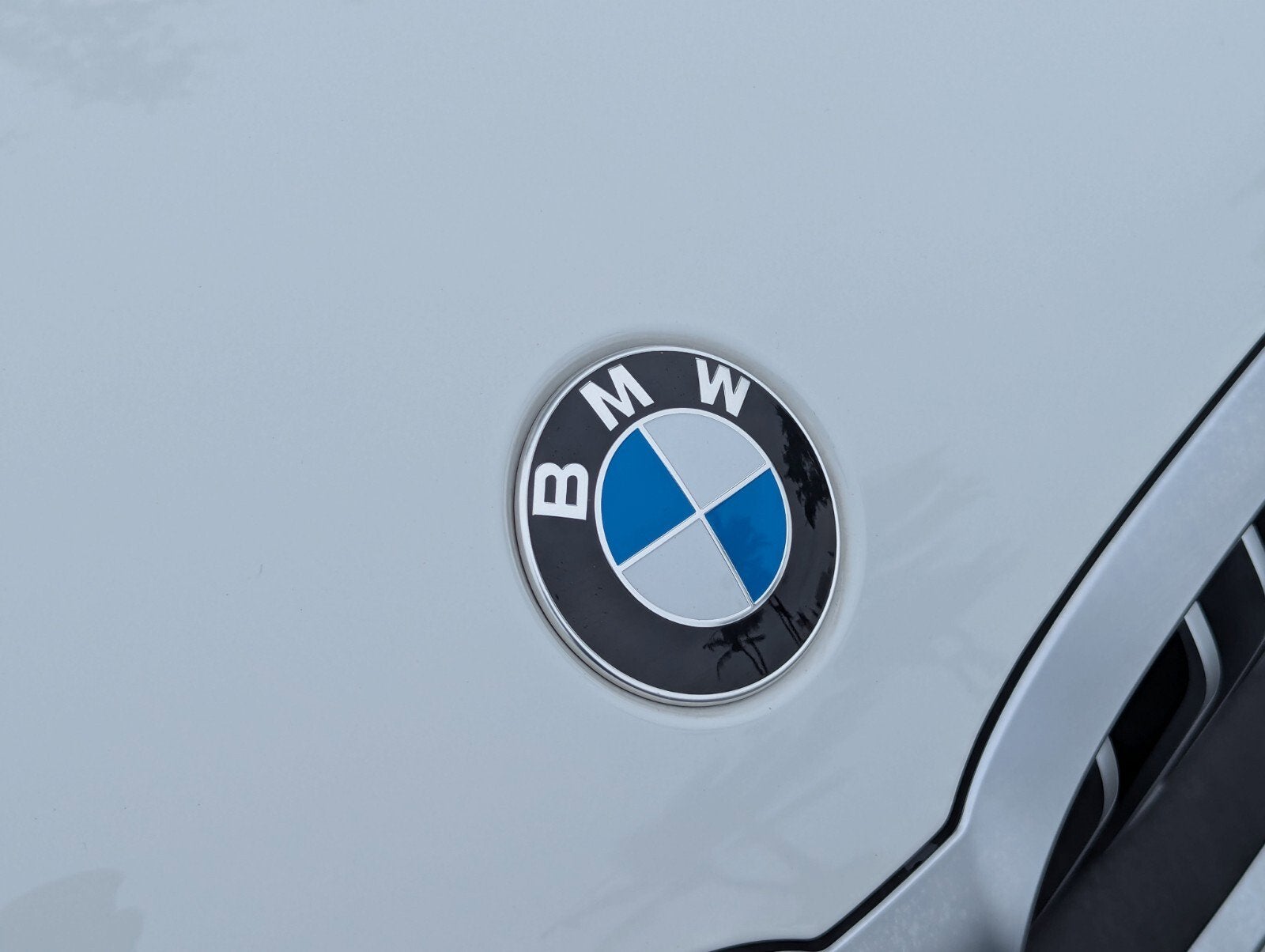 2024 BMW 8 Series 840i