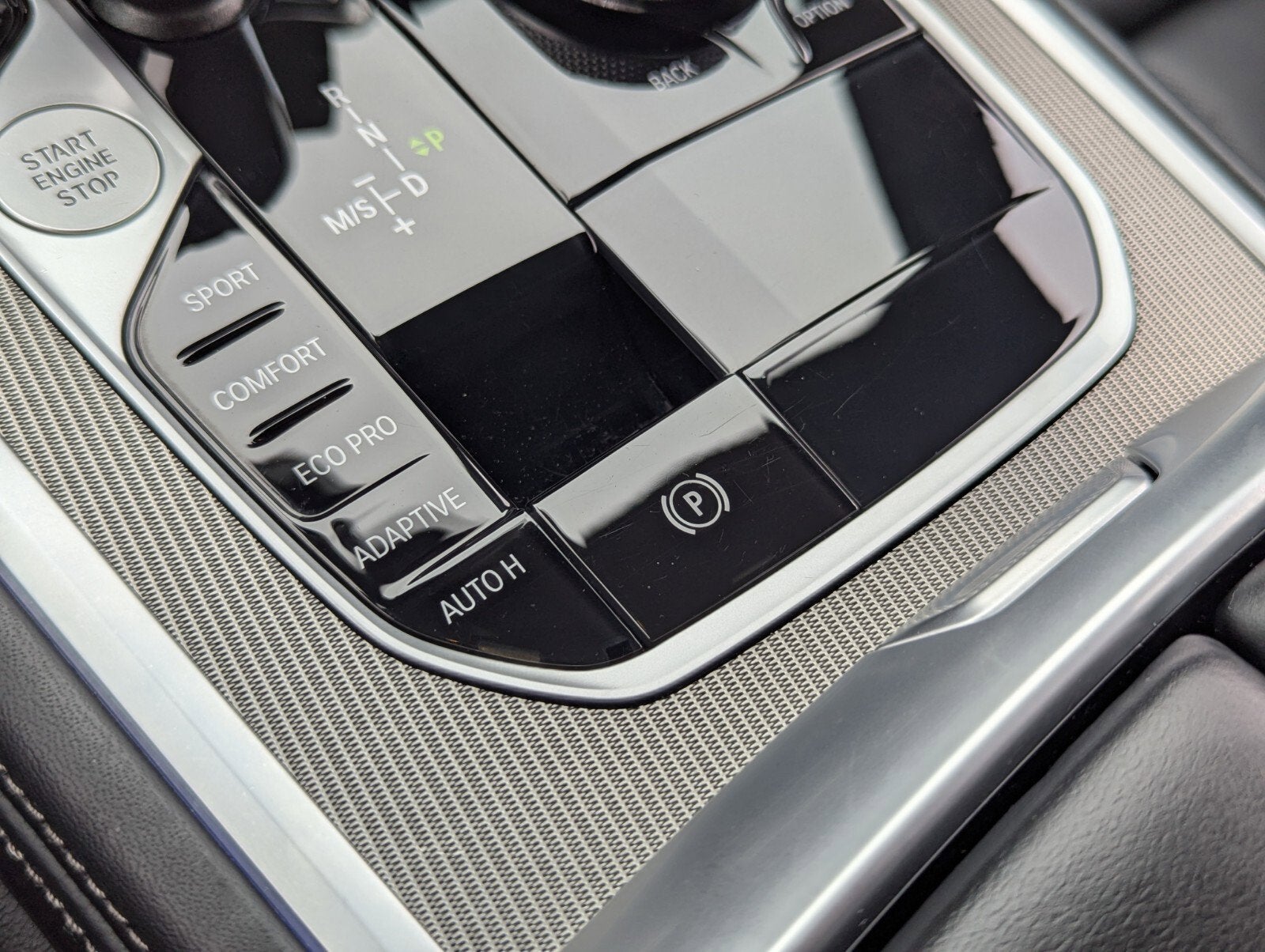2024 BMW 8 Series 840i