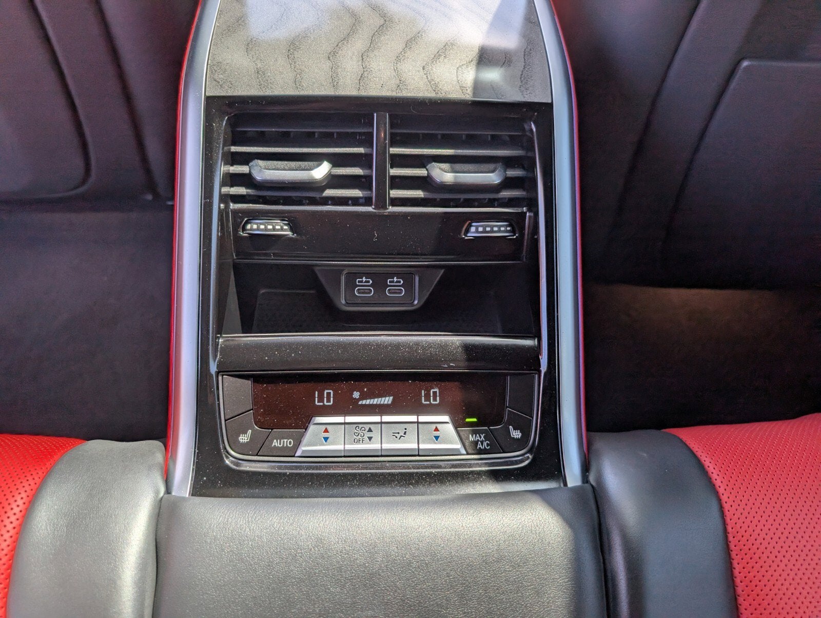 2023 BMW 8 Series 840i