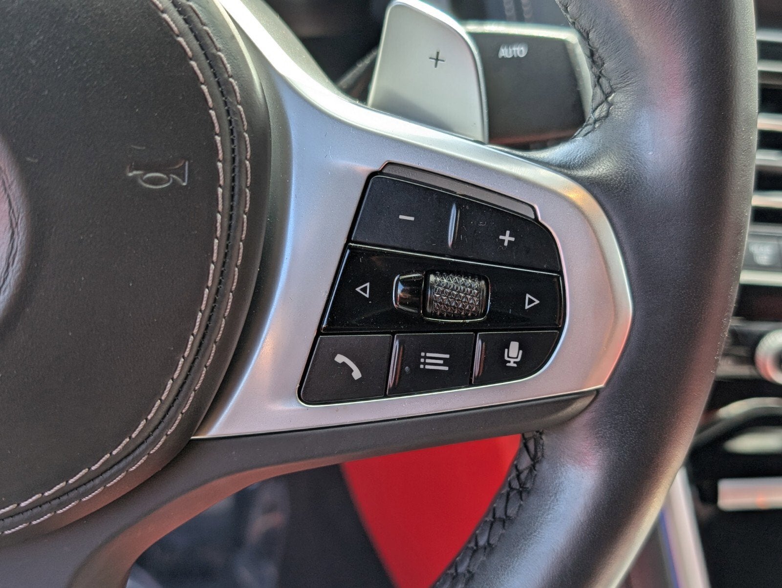 2023 BMW 8 Series 840i