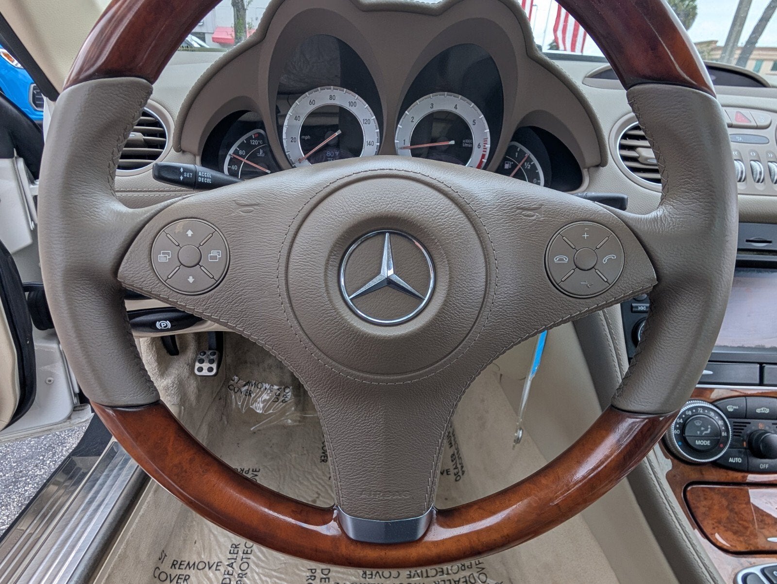 2009 Mercedes-Benz SL-Class V8