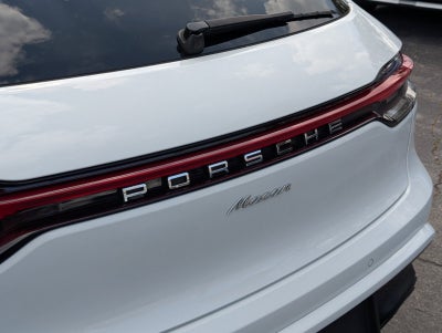 2023 Porsche Macan T