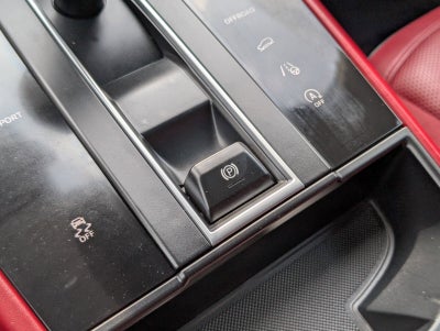 2023 Porsche Macan T