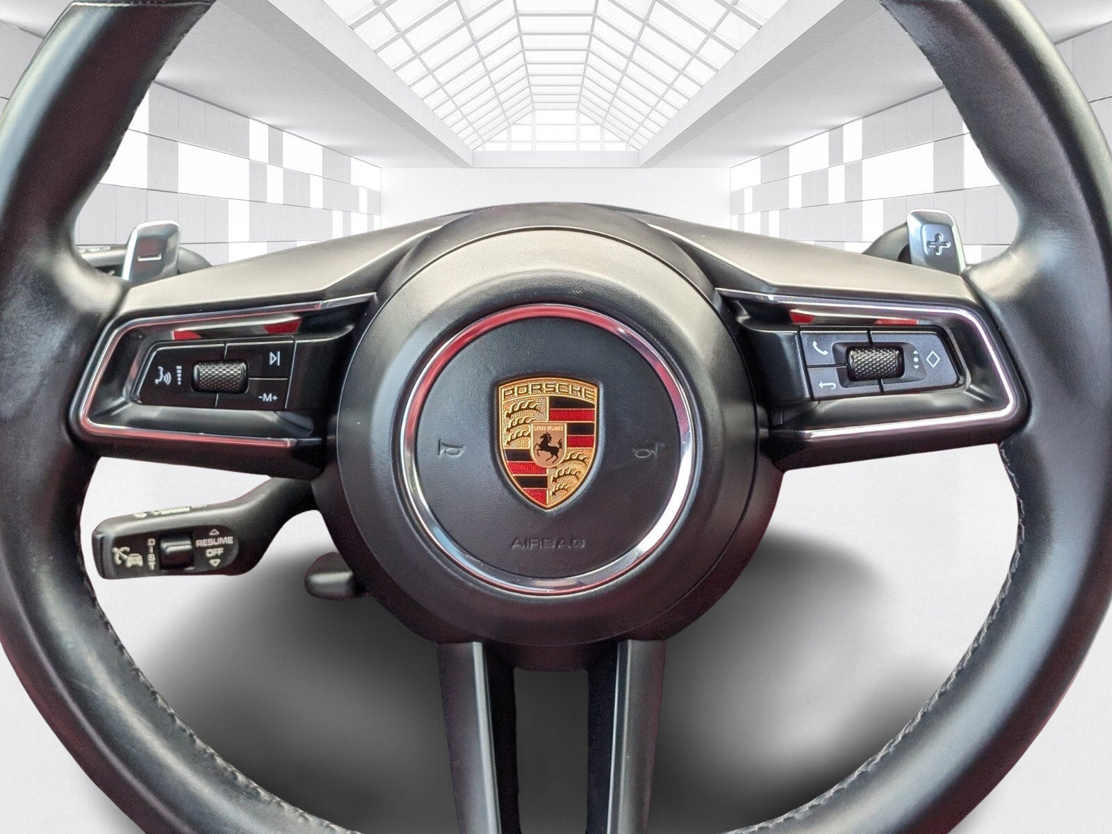 2023 Porsche Macan T