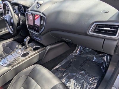 2022 Maserati Ghibli Modena