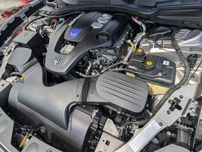 2022 Maserati Ghibli Modena