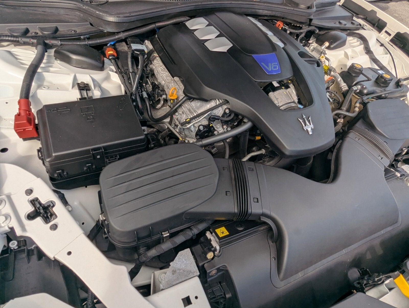 2022 Maserati Ghibli Modena