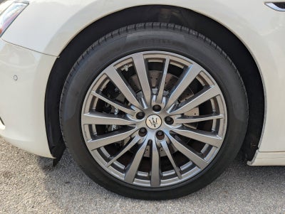 2022 Maserati Ghibli Modena