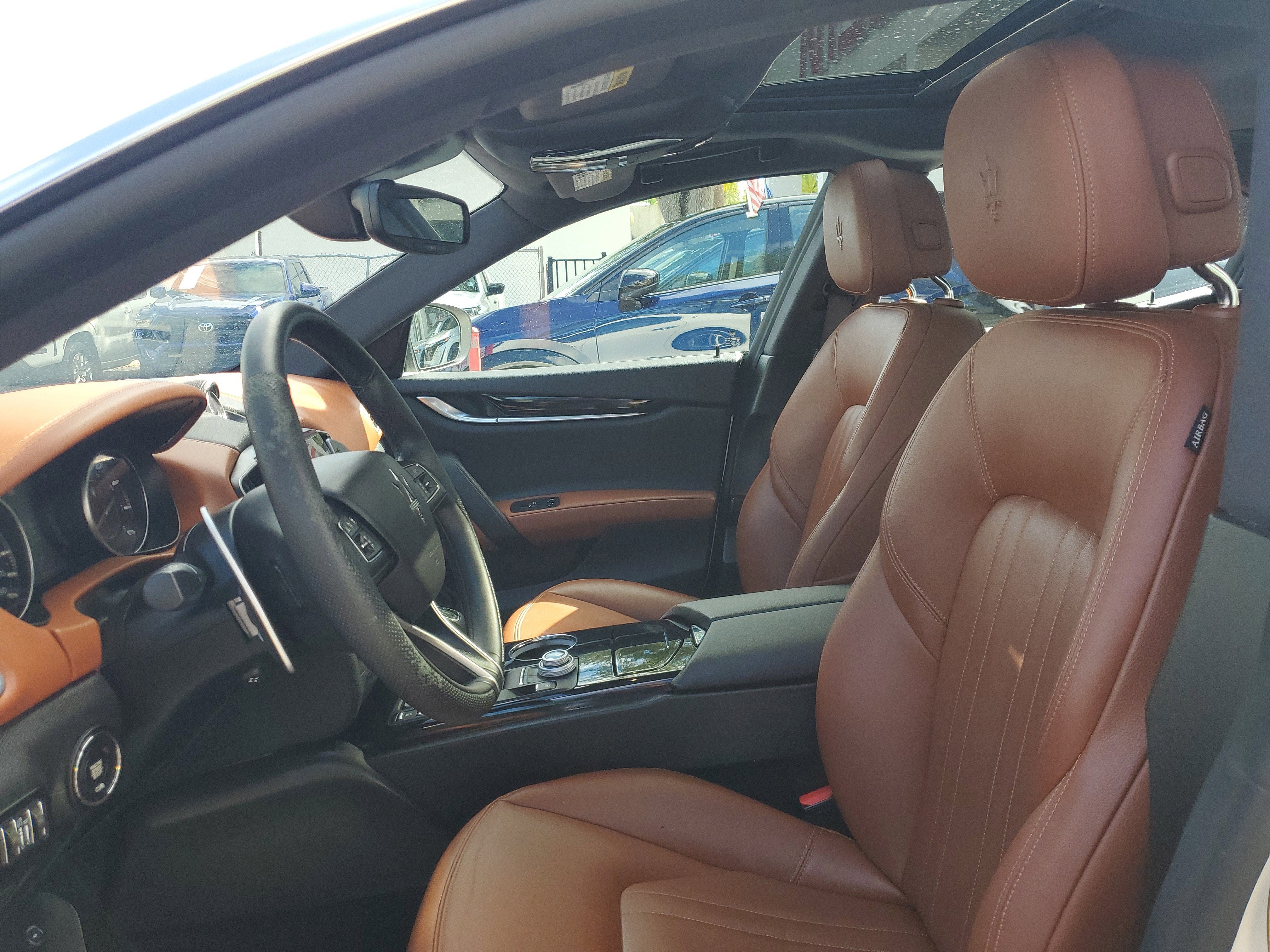 2022 Maserati Ghibli Modena