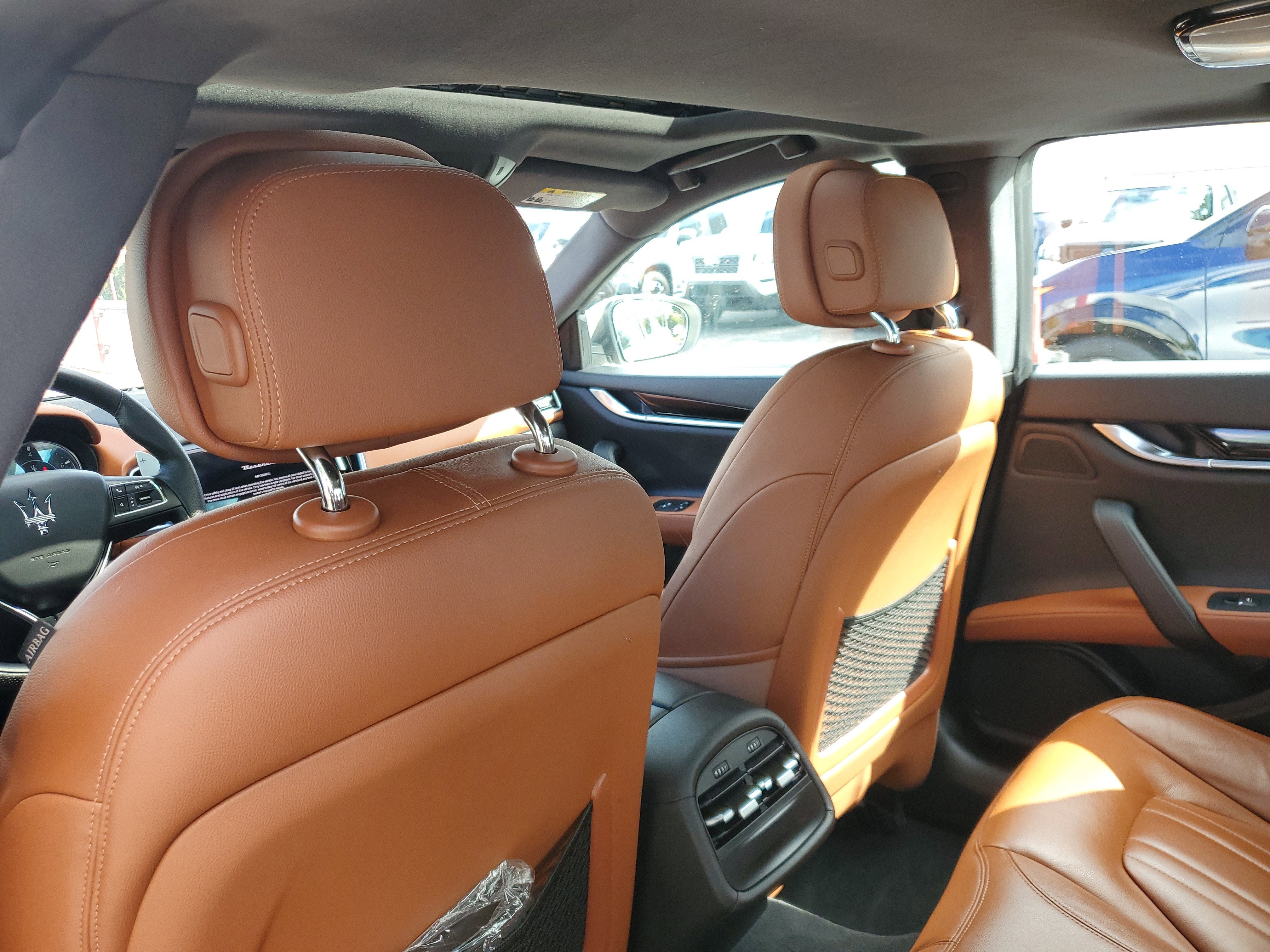 2022 Maserati Ghibli Modena