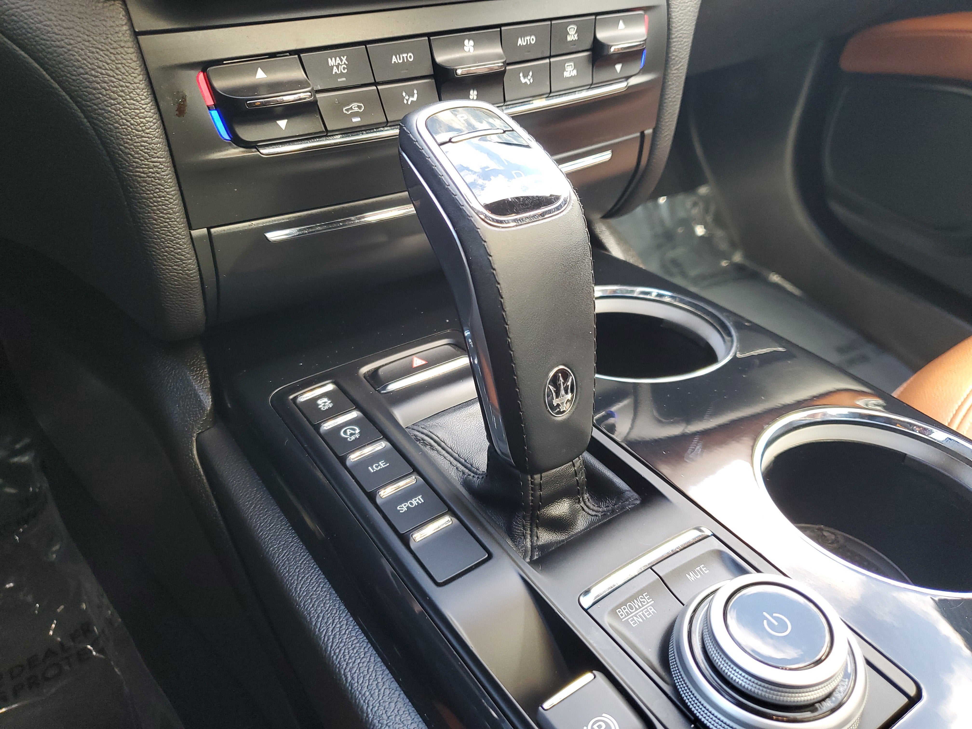 2022 Maserati Ghibli Modena