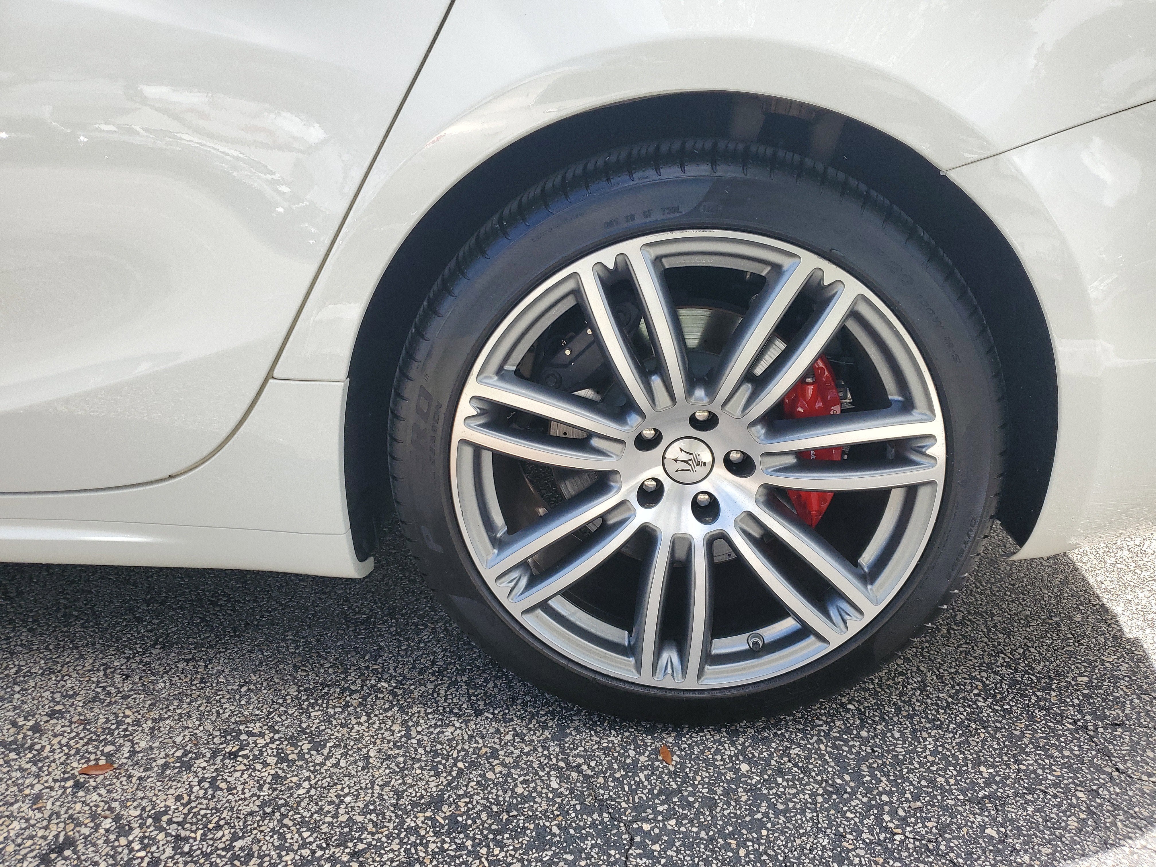 2022 Maserati Ghibli Modena