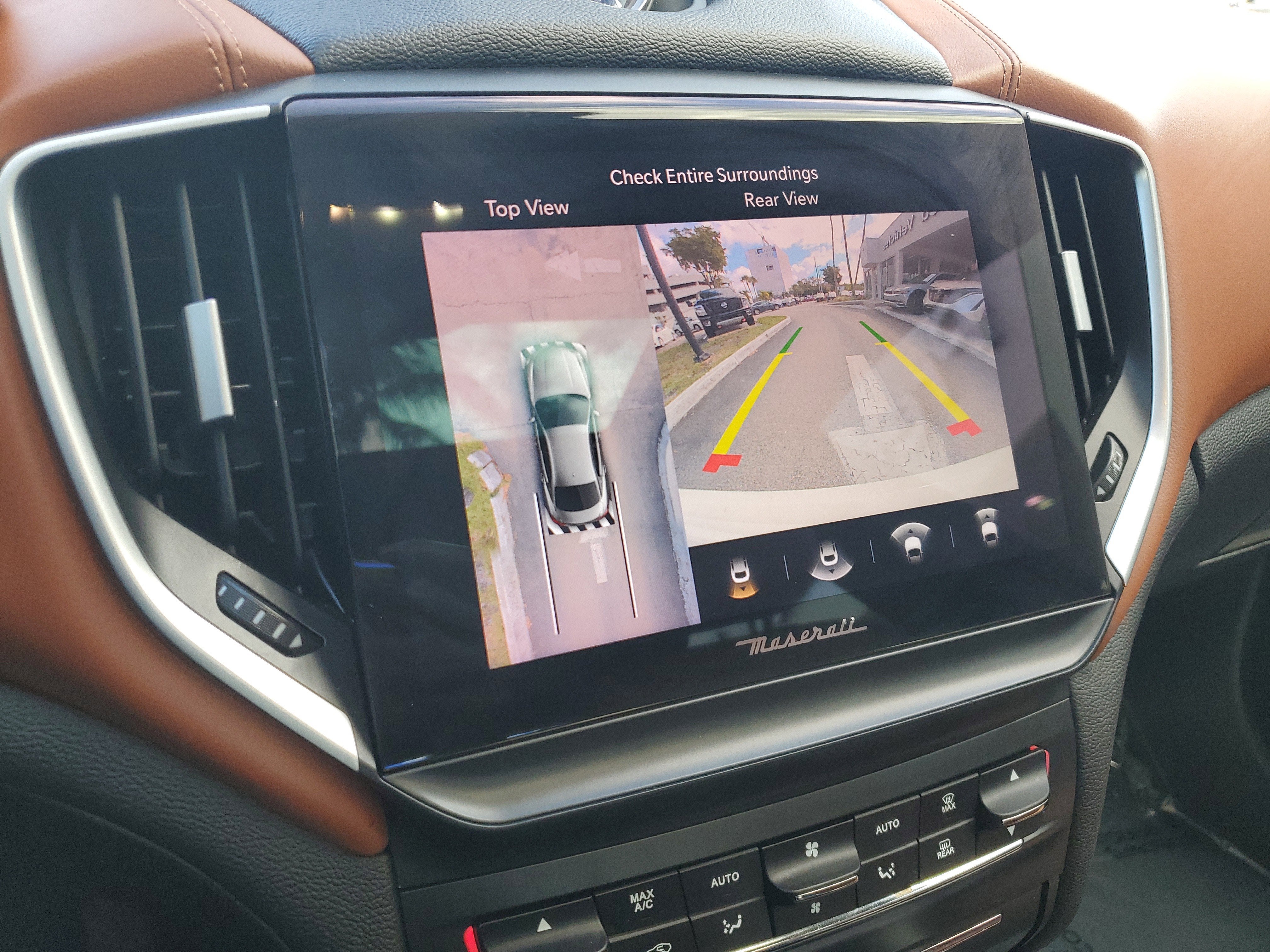 2022 Maserati Ghibli Modena