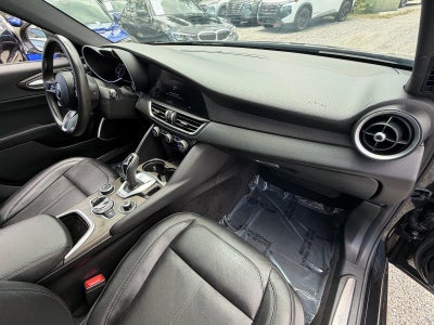 2023 Alfa Romeo Giulia Ti