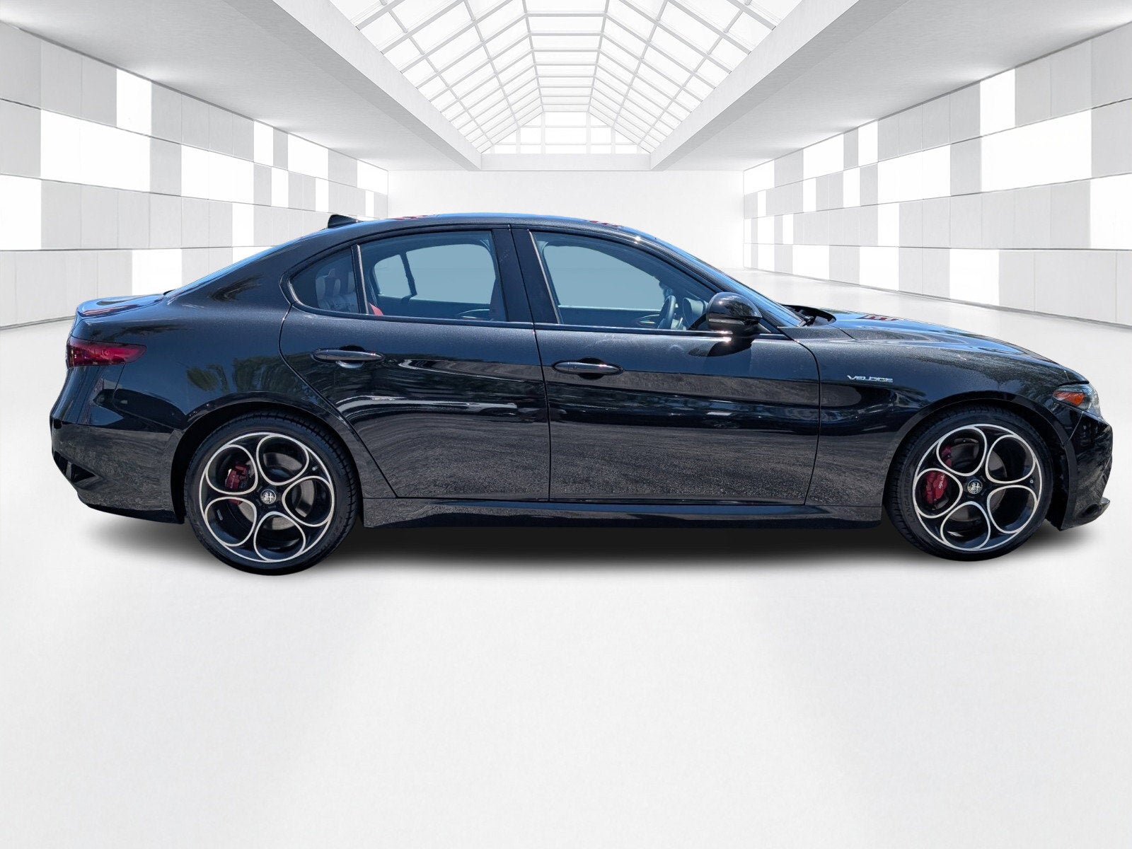 2023 Alfa Romeo Giulia Veloce