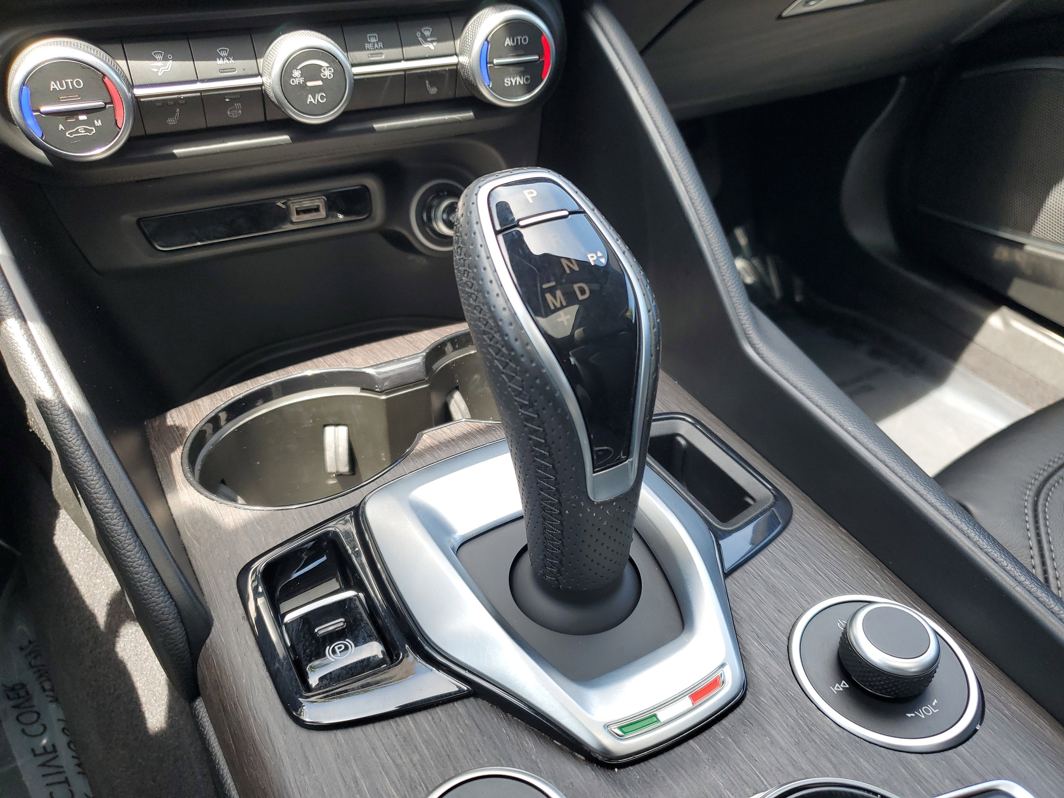 2022 Alfa Romeo Giulia Ti