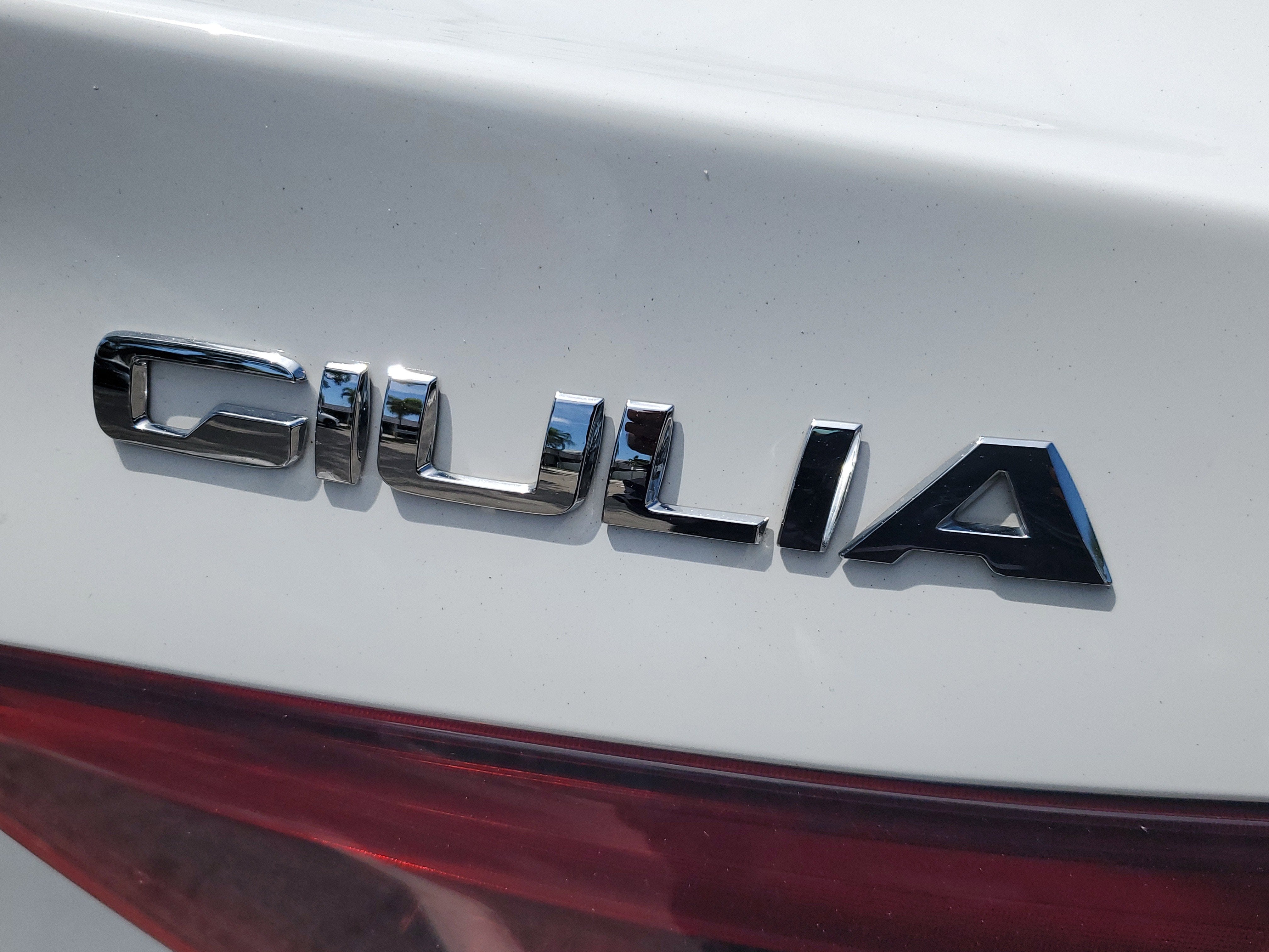 2022 Alfa Romeo Giulia Ti