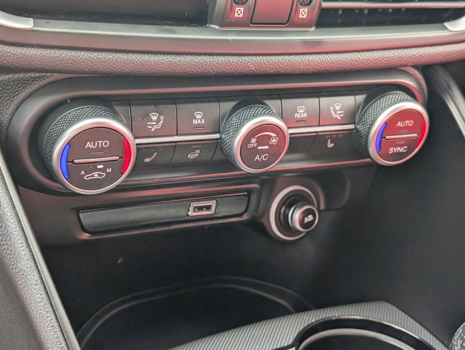 2023 Alfa Romeo Giulia Veloce