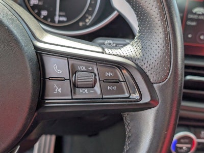 2023 Alfa Romeo Giulia Veloce