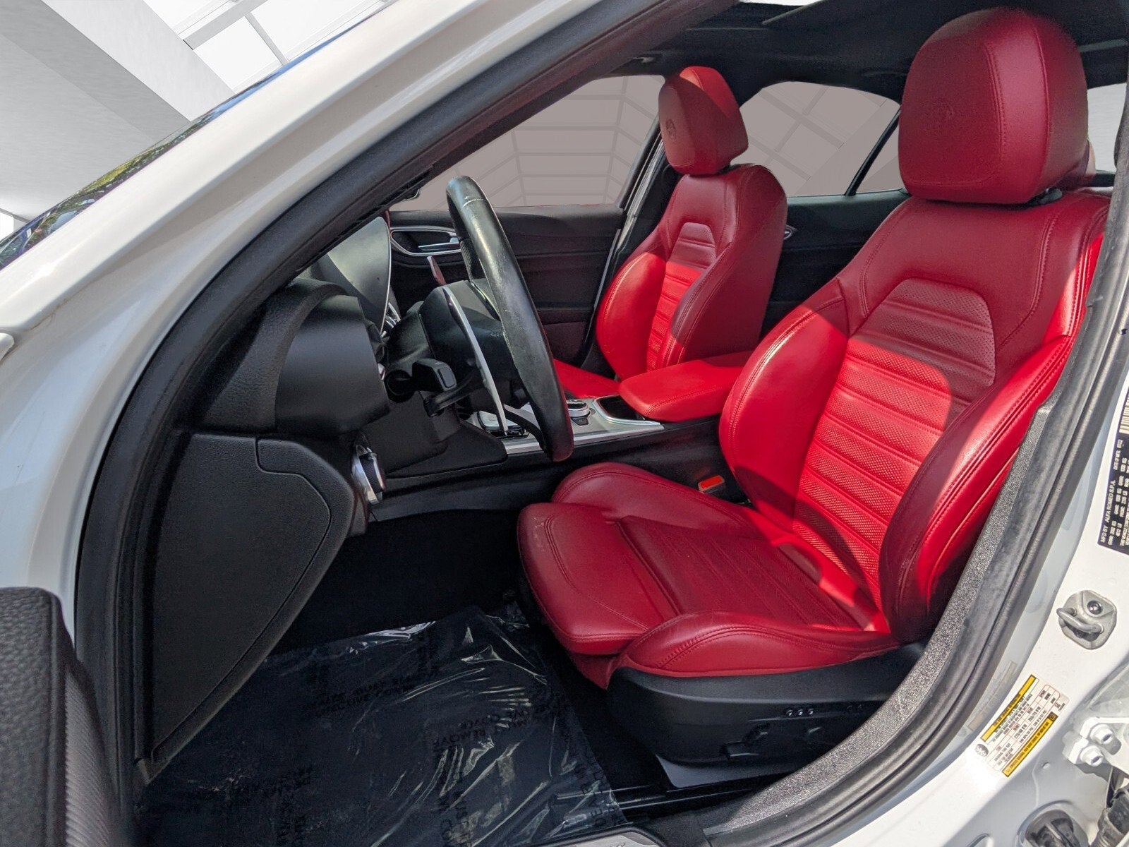 2023 Alfa Romeo Giulia Veloce