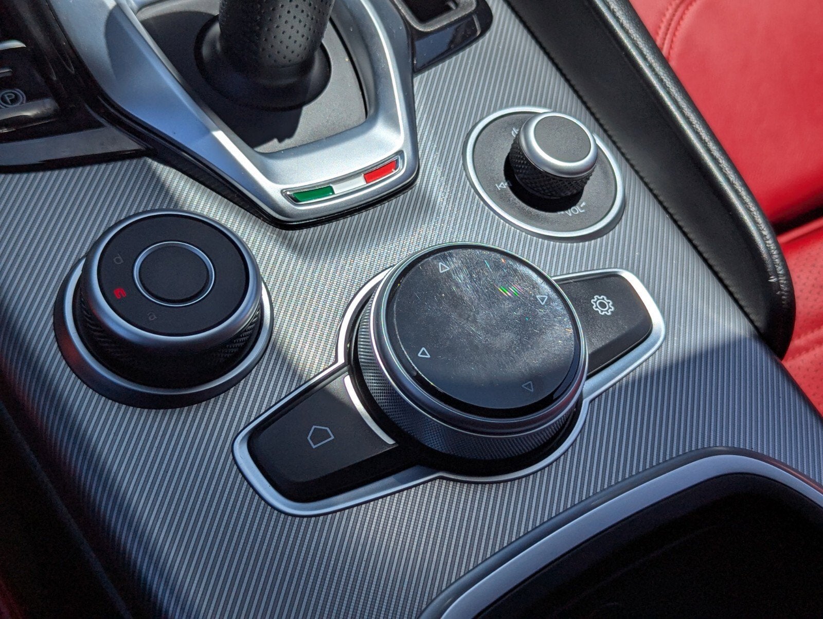 2024 Alfa Romeo Giulia Veloce