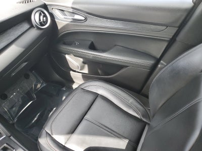 2022 Alfa Romeo Stelvio Sprint