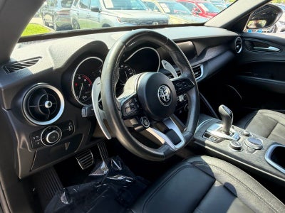 2023 Alfa Romeo Stelvio Sprint