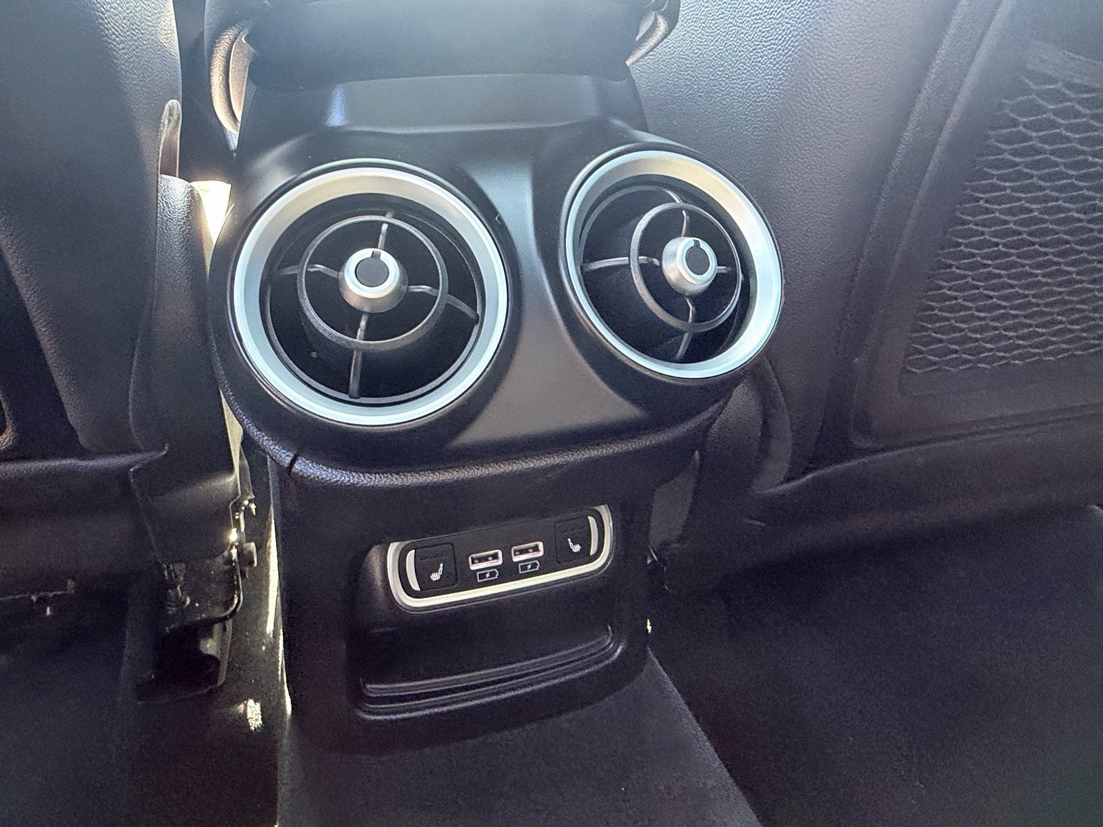 2023 Alfa Romeo Stelvio Sprint