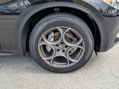 2023 Alfa Romeo Stelvio Sprint