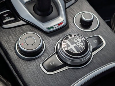 2023 Alfa Romeo Stelvio Sprint