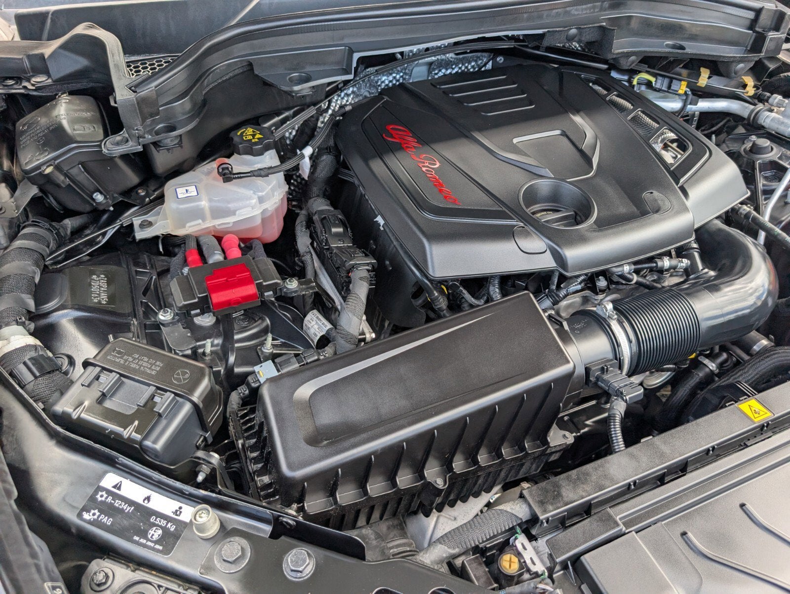 2023 Alfa Romeo Stelvio Sprint