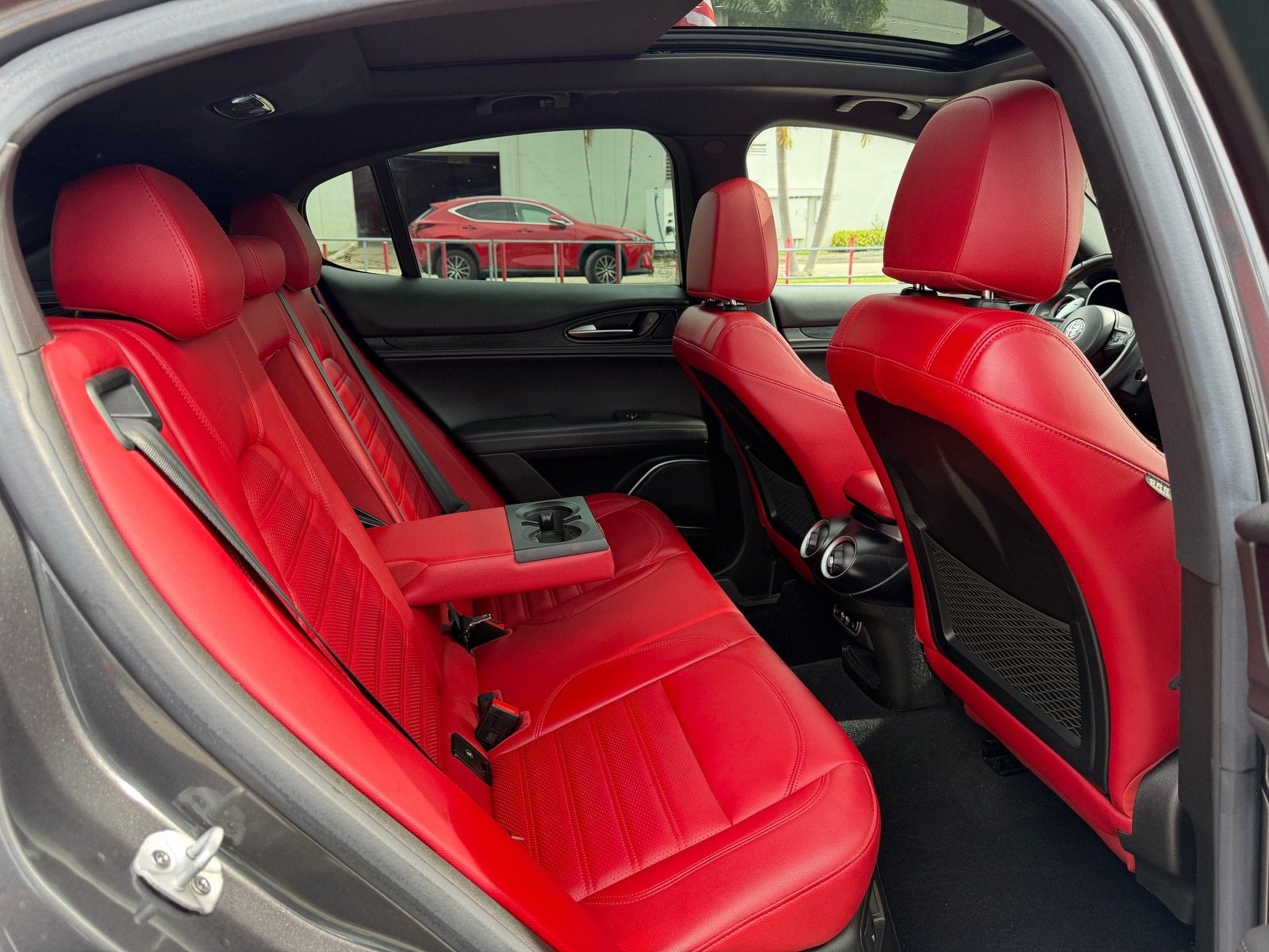 2023 Alfa Romeo Stelvio Sprint