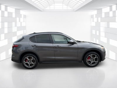 2023 Alfa Romeo Stelvio Sprint