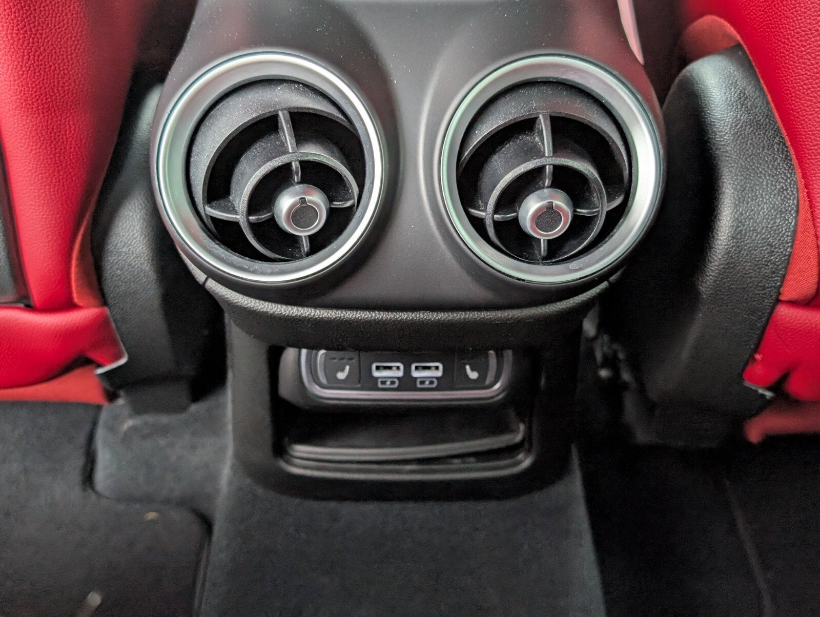 2022 Alfa Romeo Stelvio Sprint