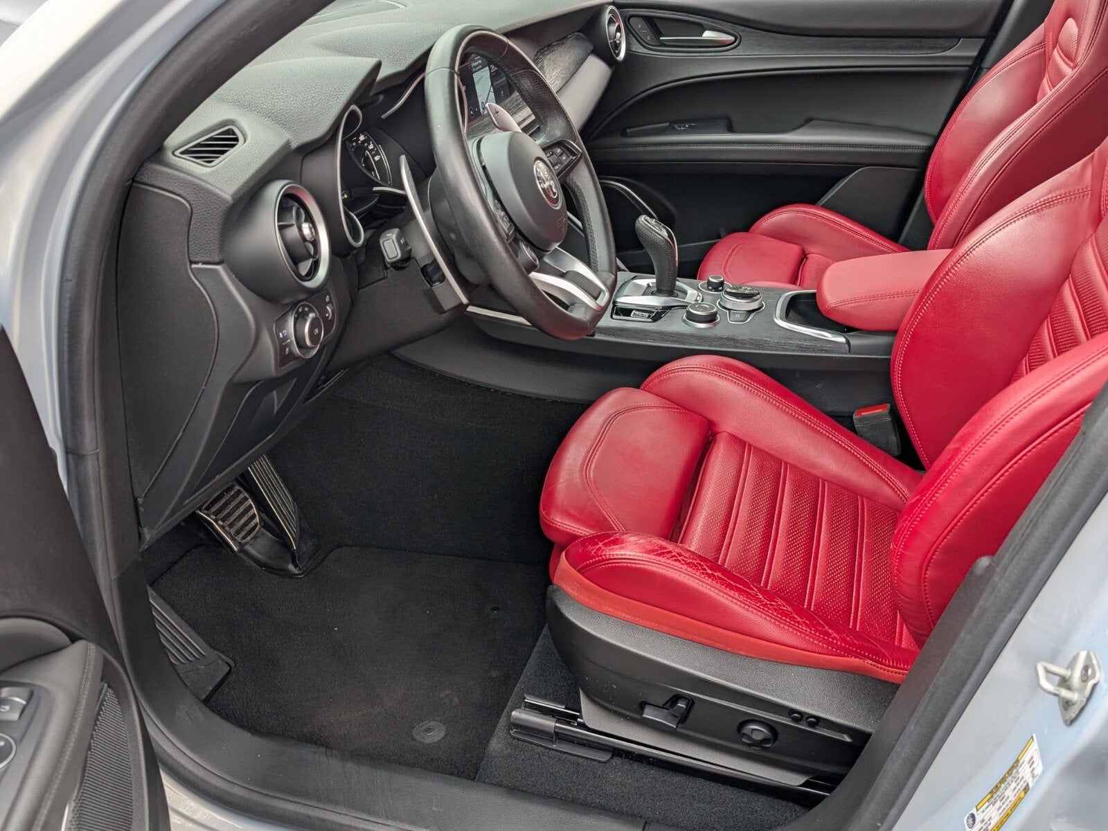 2022 Alfa Romeo Stelvio Sprint