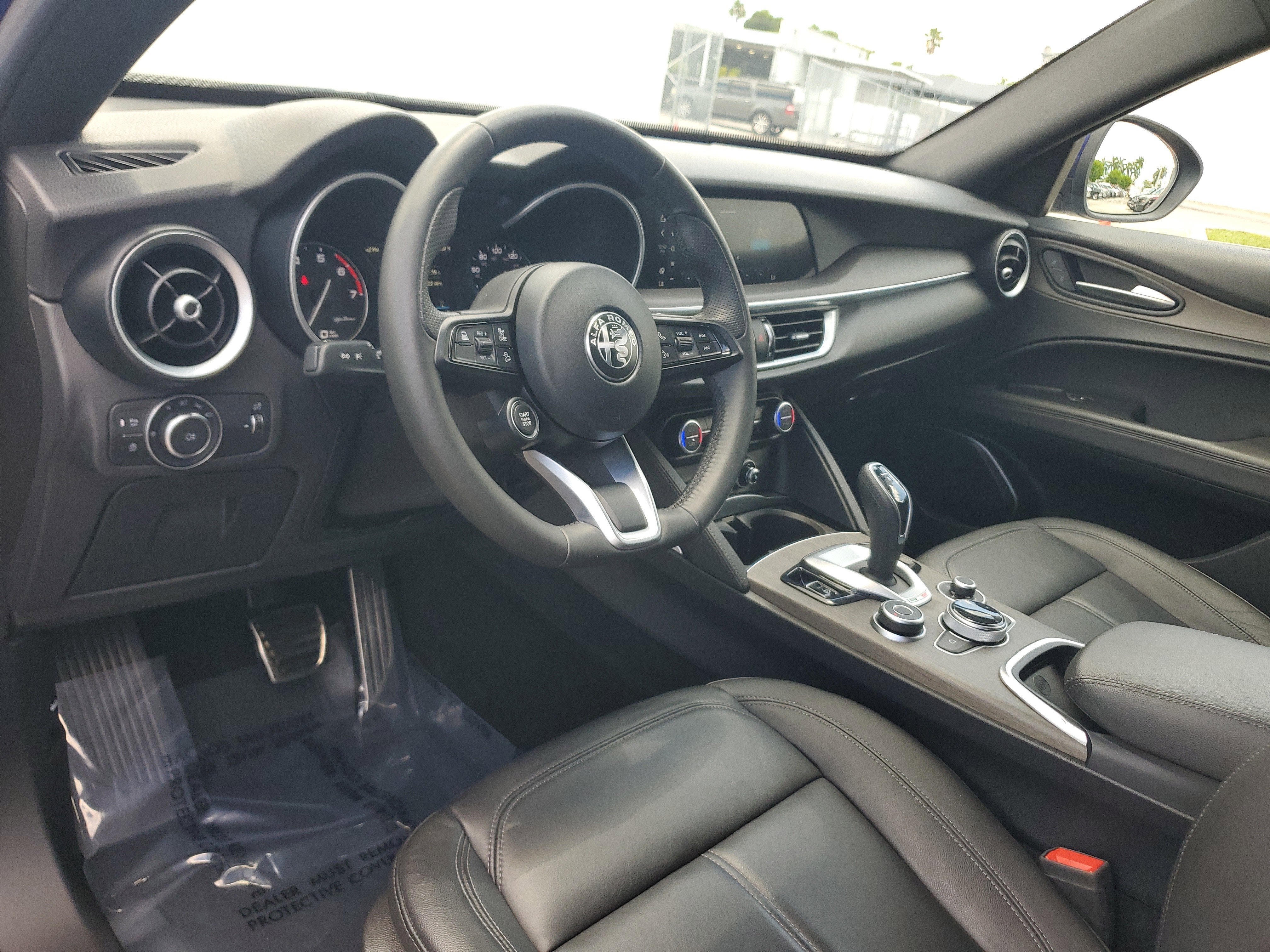 2022 Alfa Romeo Stelvio Ti