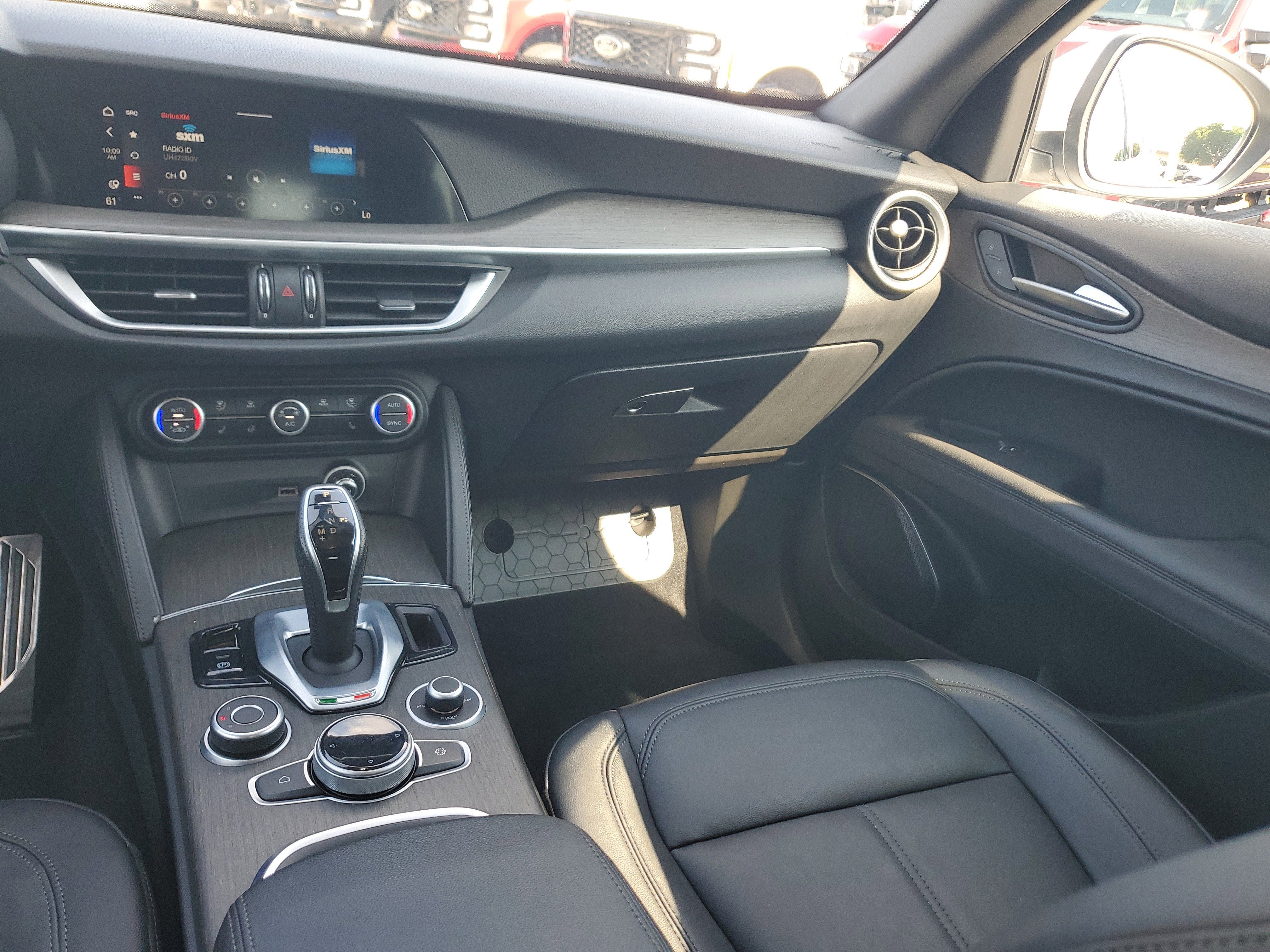 2022 Alfa Romeo Stelvio Ti