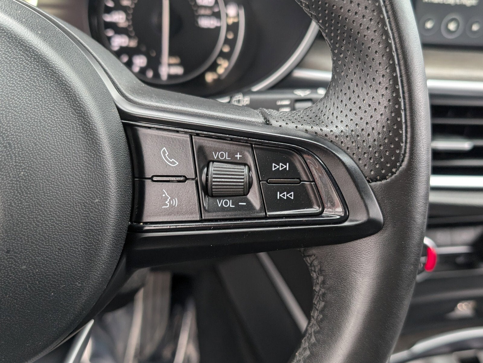 2022 Alfa Romeo Stelvio Ti