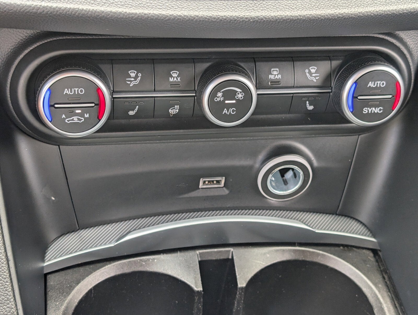 2022 Alfa Romeo Stelvio Veloce